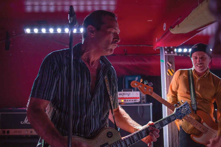bubble gut and hot snakes bubble gut and hot snakes