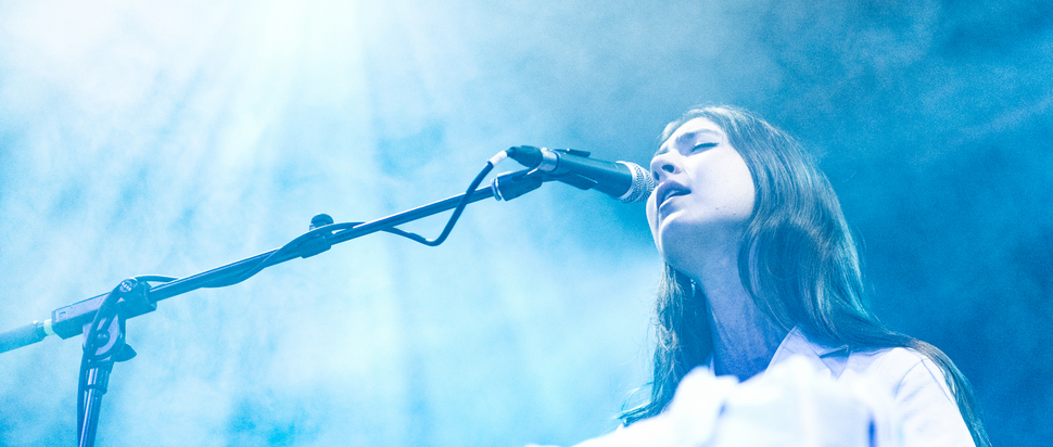 Weyes Blood live at The Art School, Glasgow, 28 Oct