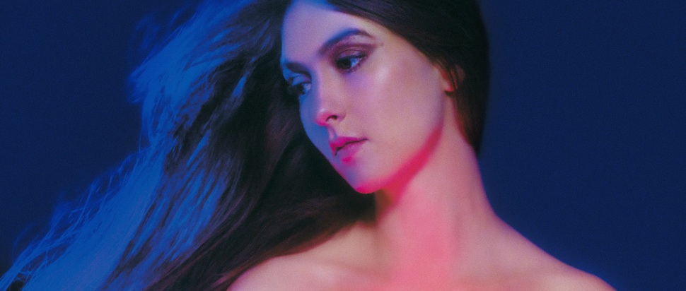 Weyes Blood - And in the Darkness, Hearts Aglow