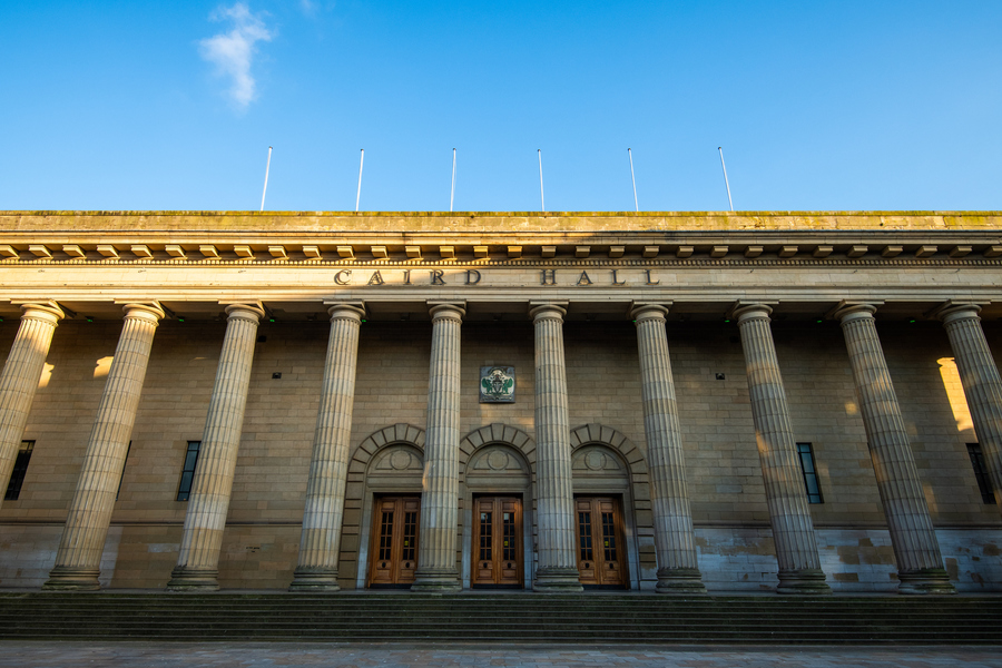 Photo of the exterior of the Caird Hall, Dundee
