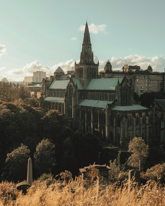 Photo of Glasgow Cathedral.