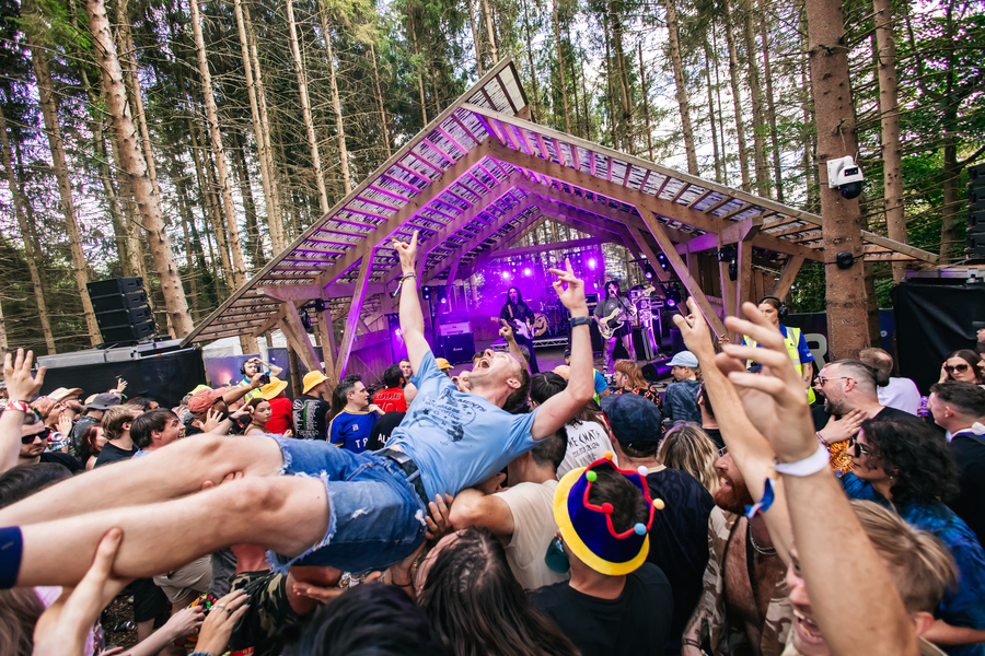 unpeople @ 2000trees Festival 2025