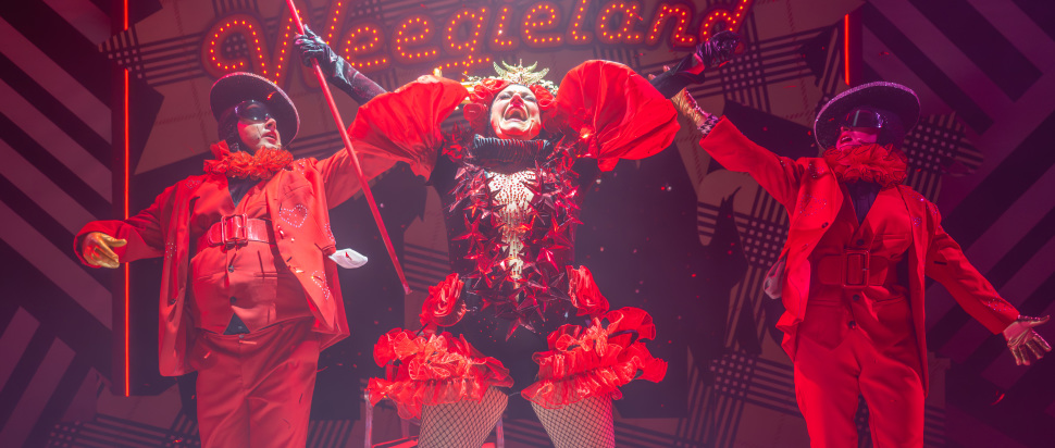  Louise McCarthy in Gallus in Weegieland