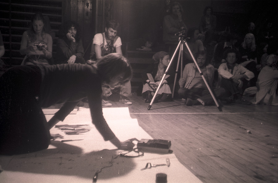 Marina Abramović, Rhythm 10 @ Richard Demarco Gallery (1973)